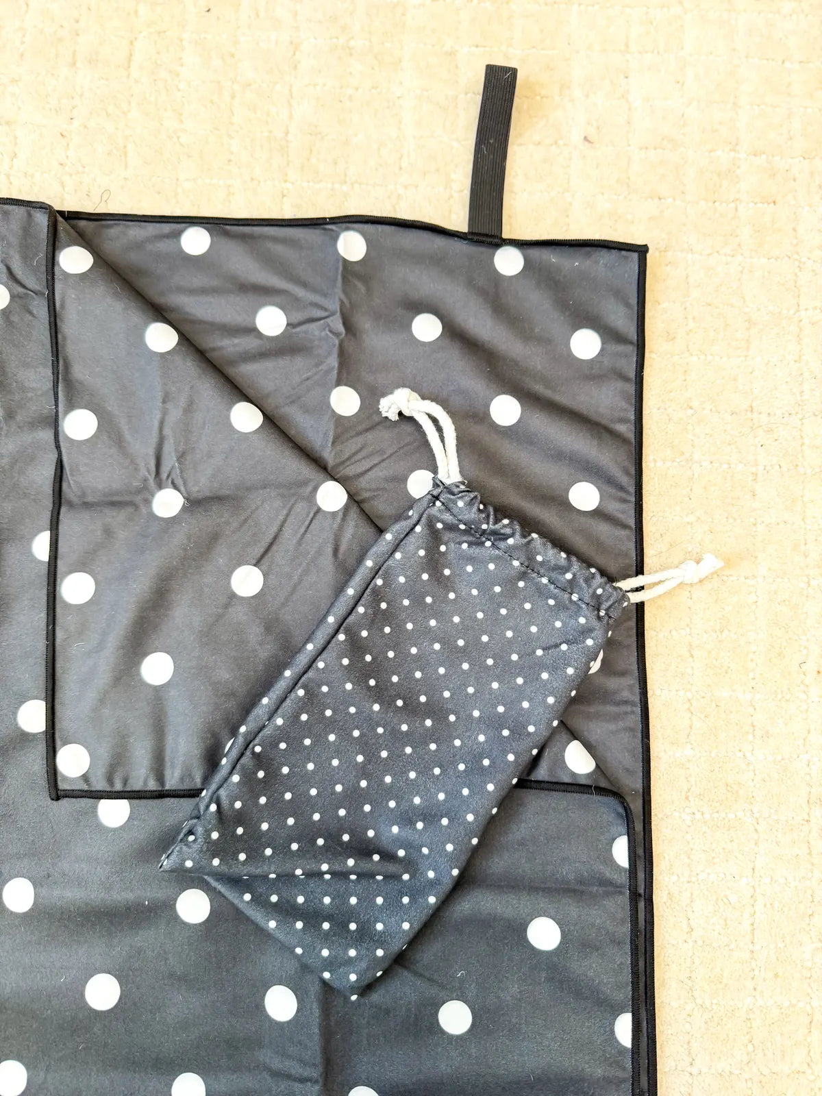 PREORDER Black & White Polka Dots Quick Dry Towel