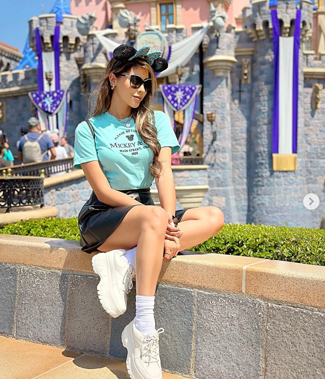 Mouse & Co Tee or Sweatshirt
