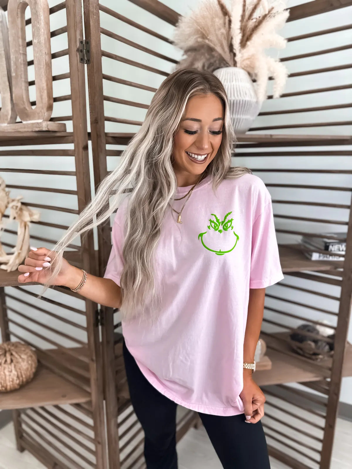 Green Guy Smiley Light Pink Tee
