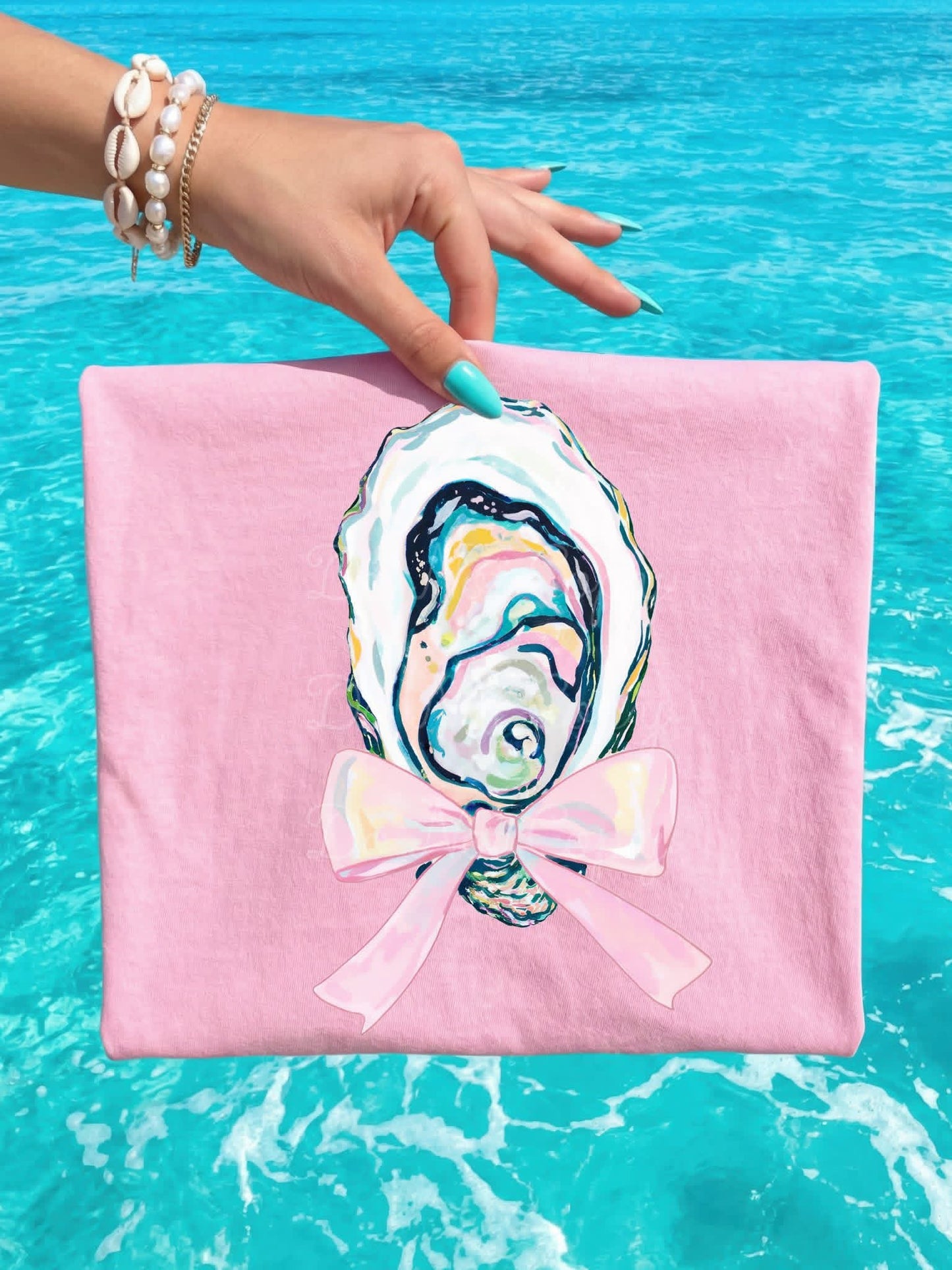 Oysters & Bows Tee
