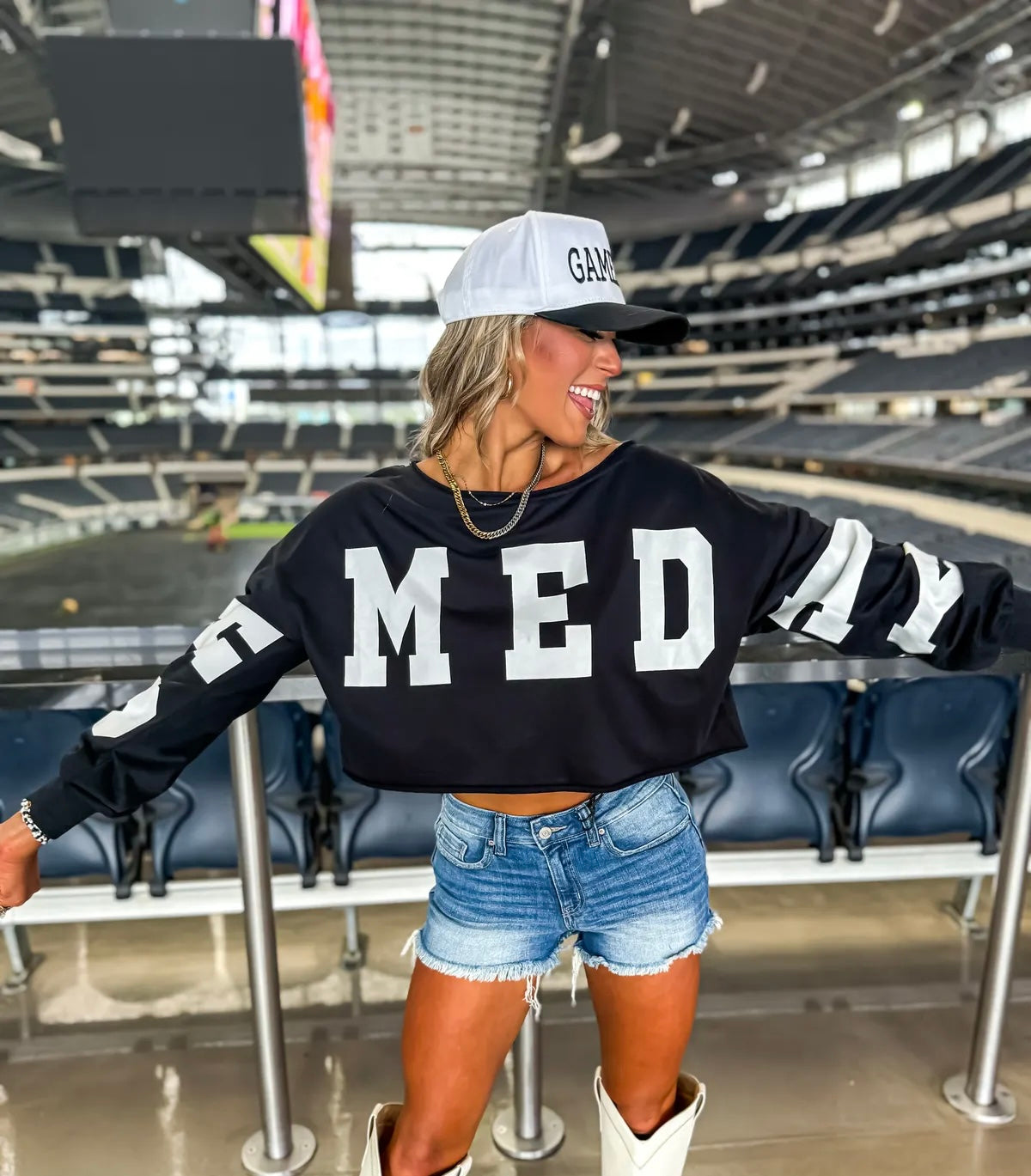 Gameday Cropped Pullover