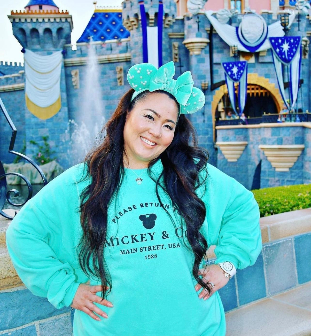 Mouse & Co Tee or Sweatshirt