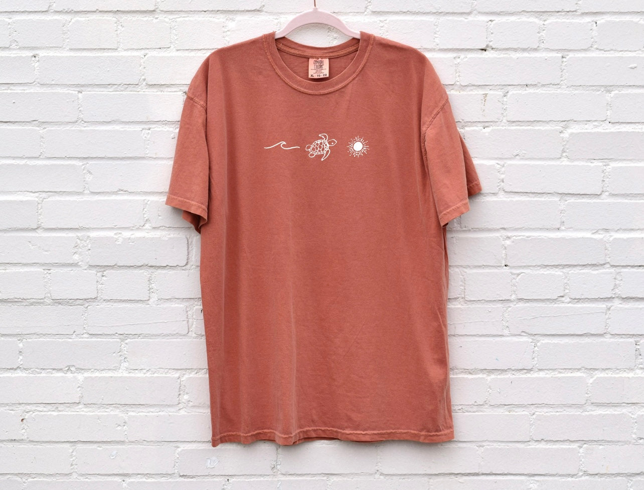 Wave Turtle Sunset Tee