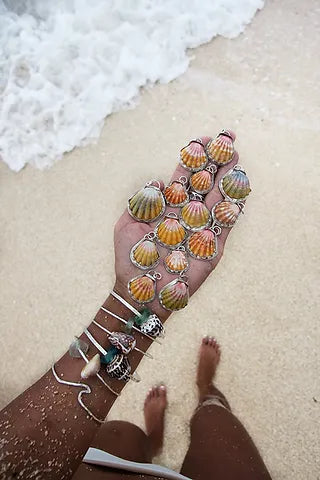 Sunrise Shell Necklace