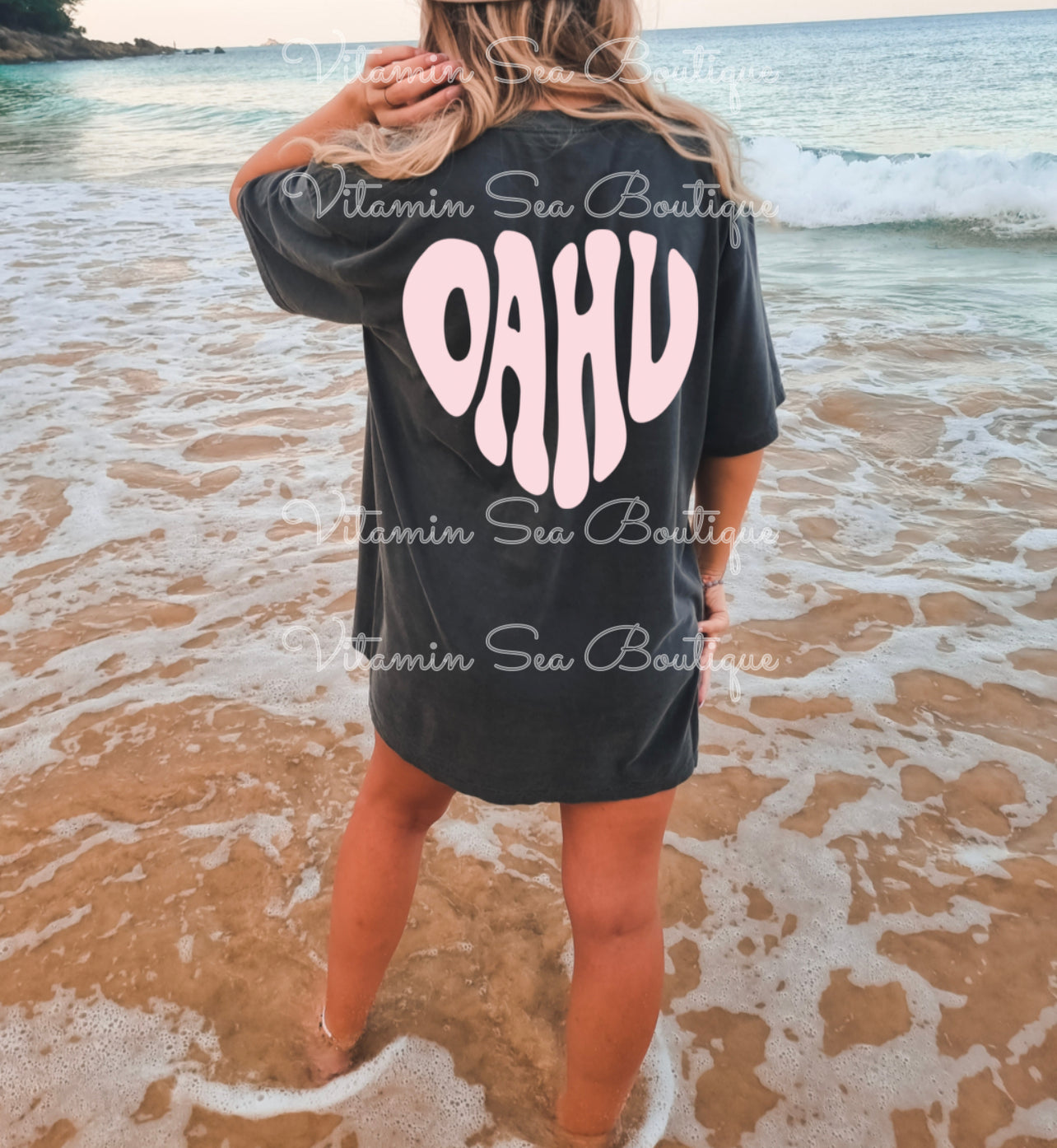 Oahu Heart Charcoal / Pink Tee