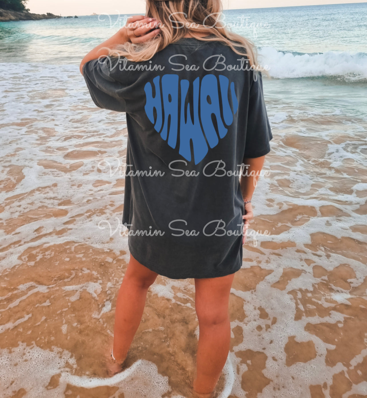 Hawaii Heart Charcoal / Blue Tee