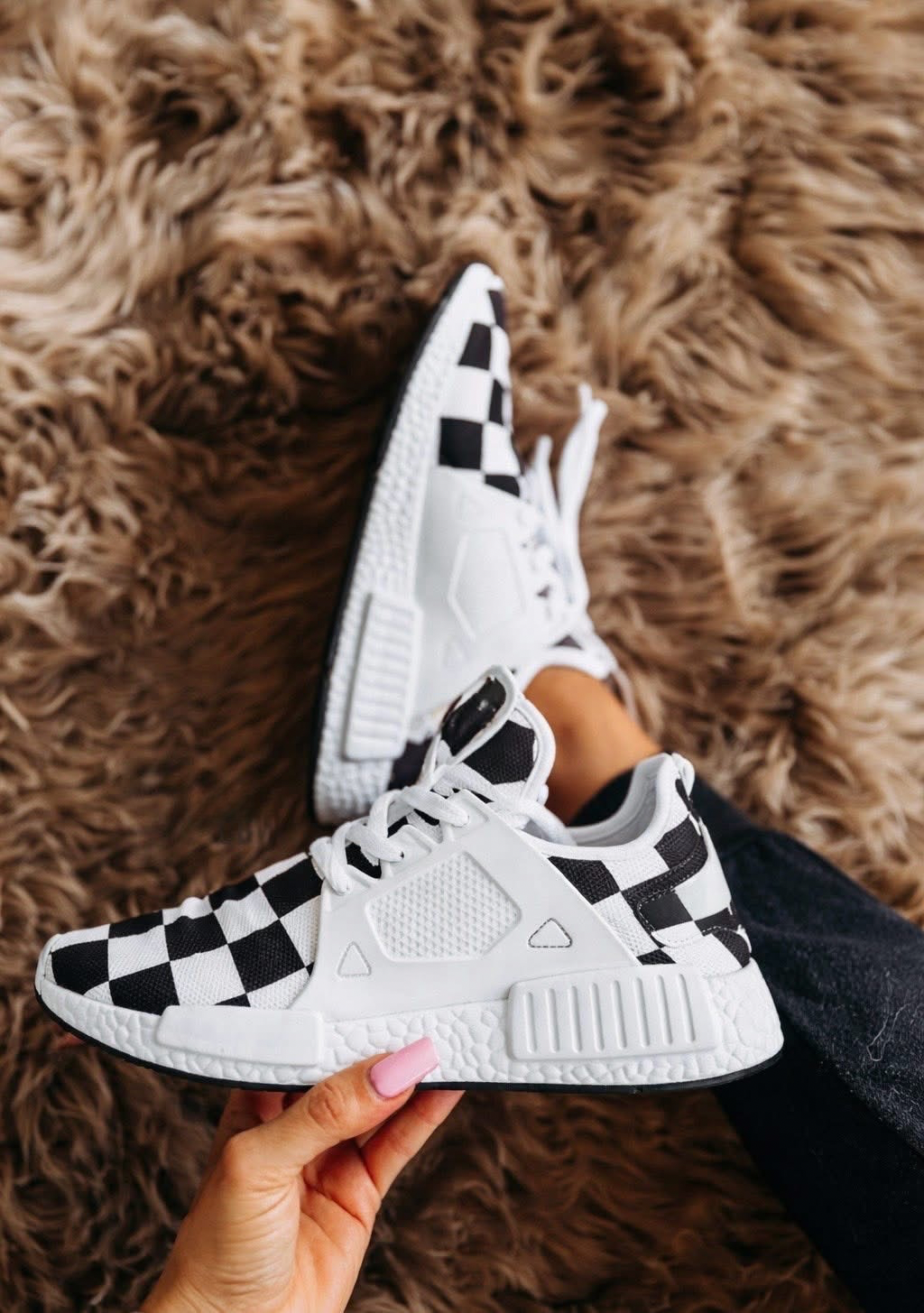 Preorder Punchy Sneakers