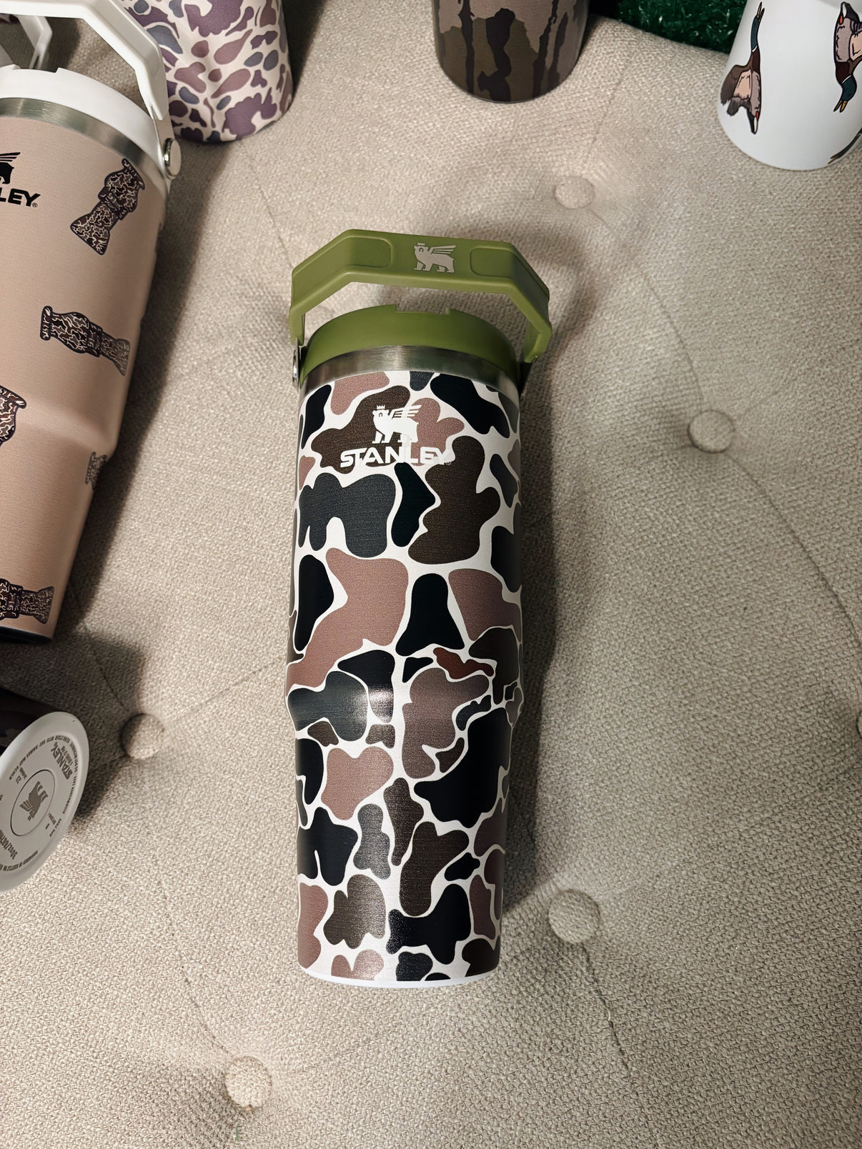 30oz Dark Duck Camo Flip Straw Tumbler