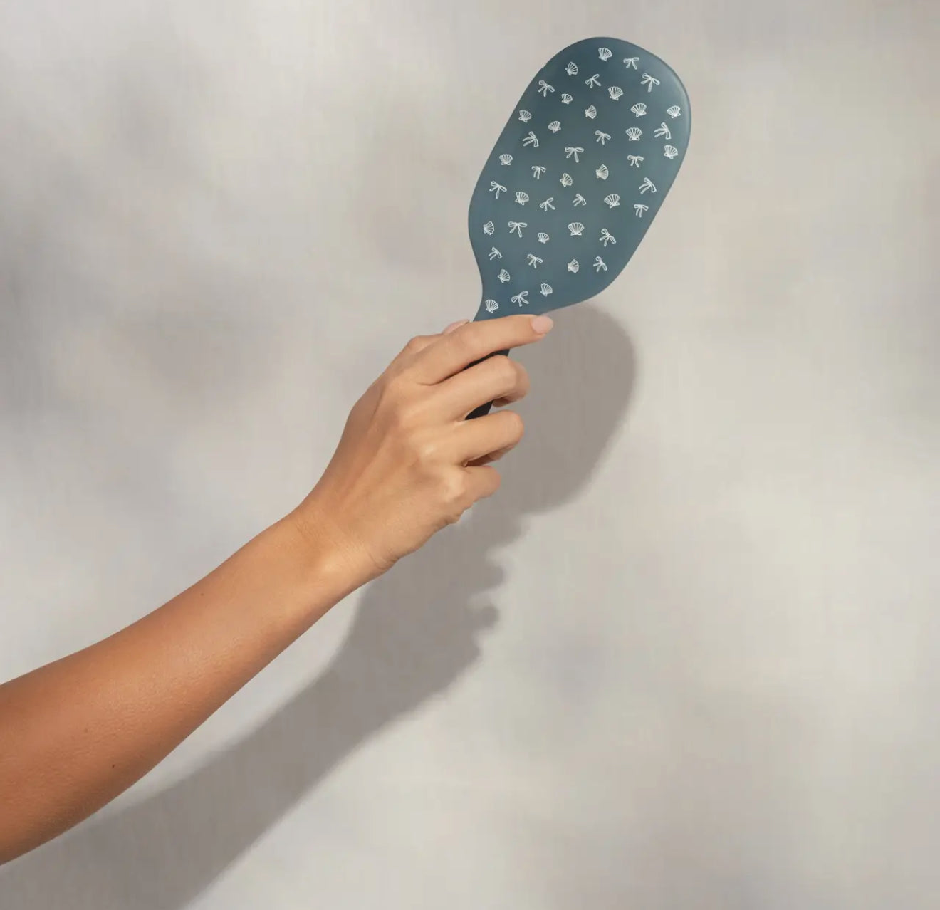 Coastal Bows Hairbrush