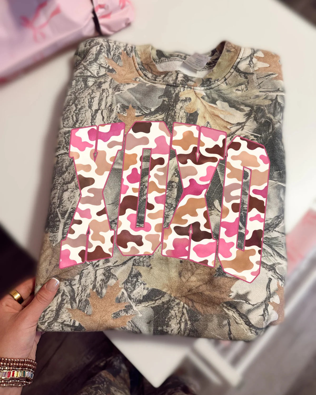 Pink Duck Camo XOXO Distressed Tee/Sweatshirt