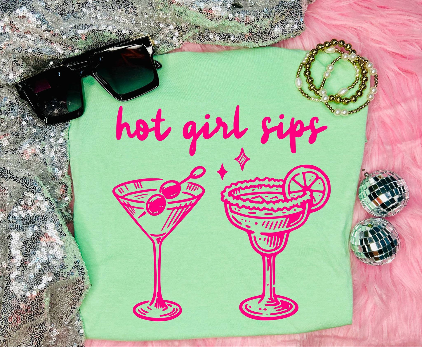 Hot Girl Sips Tee