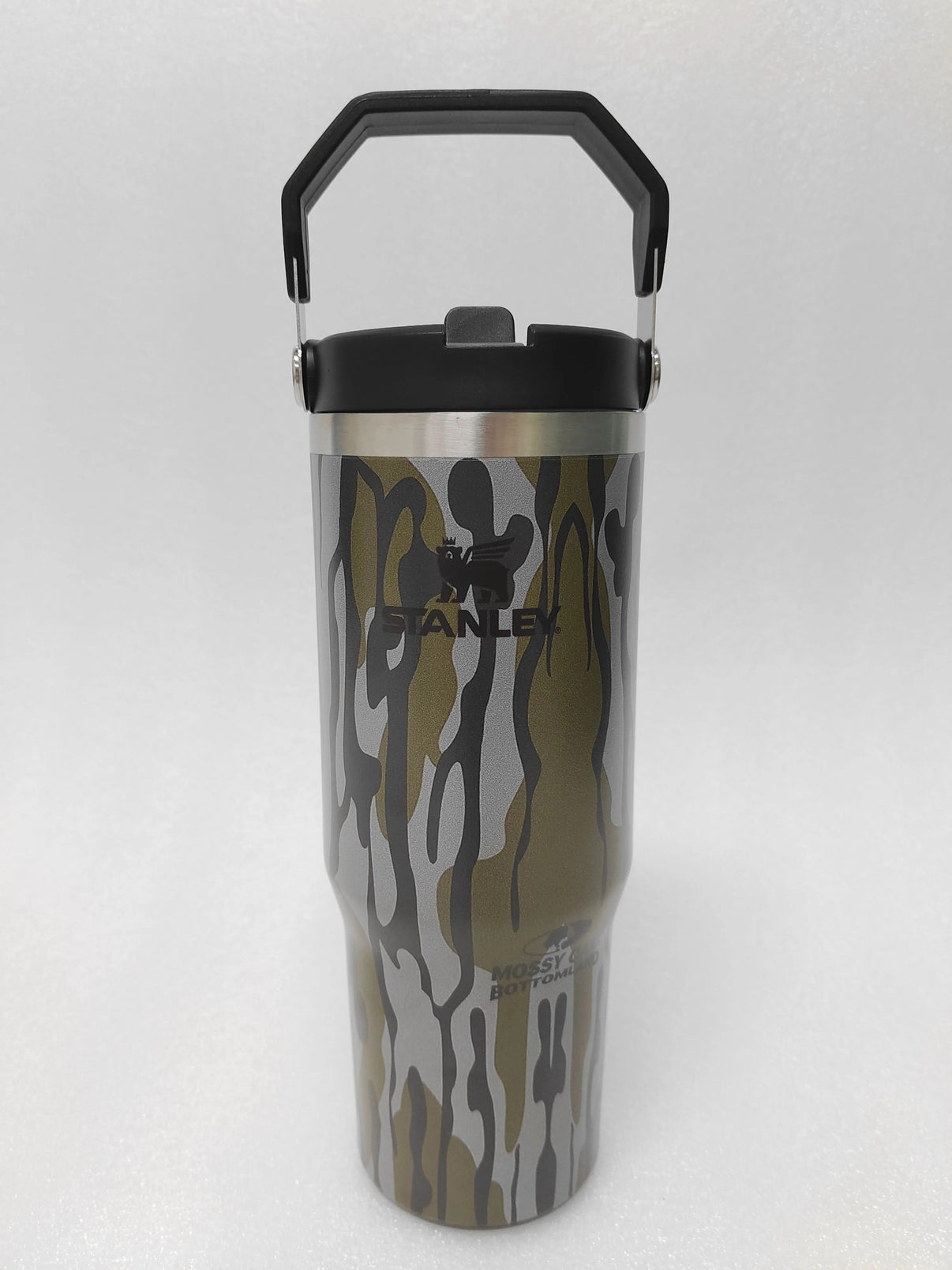 30oz Camo Queen Flip Straw Tumbler