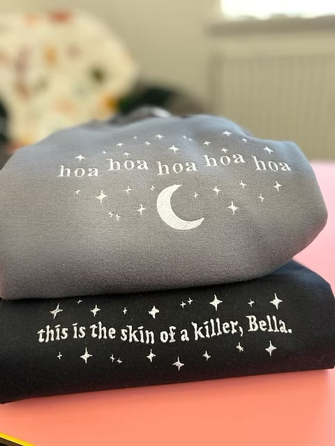 Hoa Hoa Hoa Hoa Hoa Embroidered Crewneck