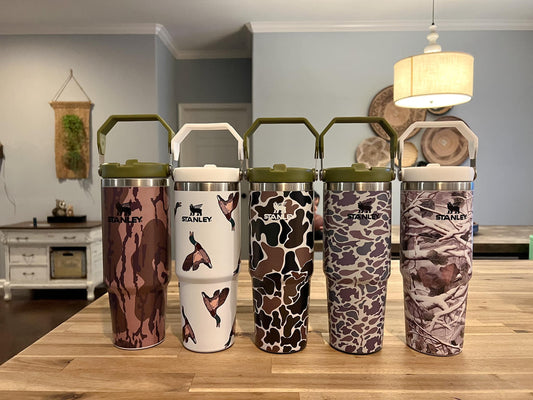30oz Camo Leaves Flip Straw Tumbler