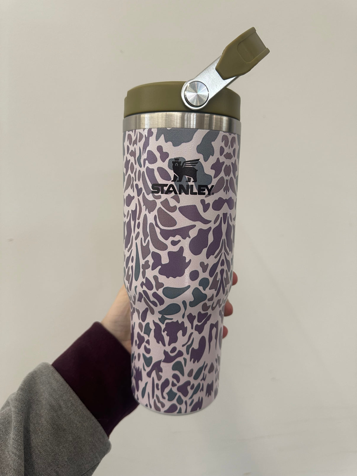 30oz Light Duck Camo Flip Straw Tumbler