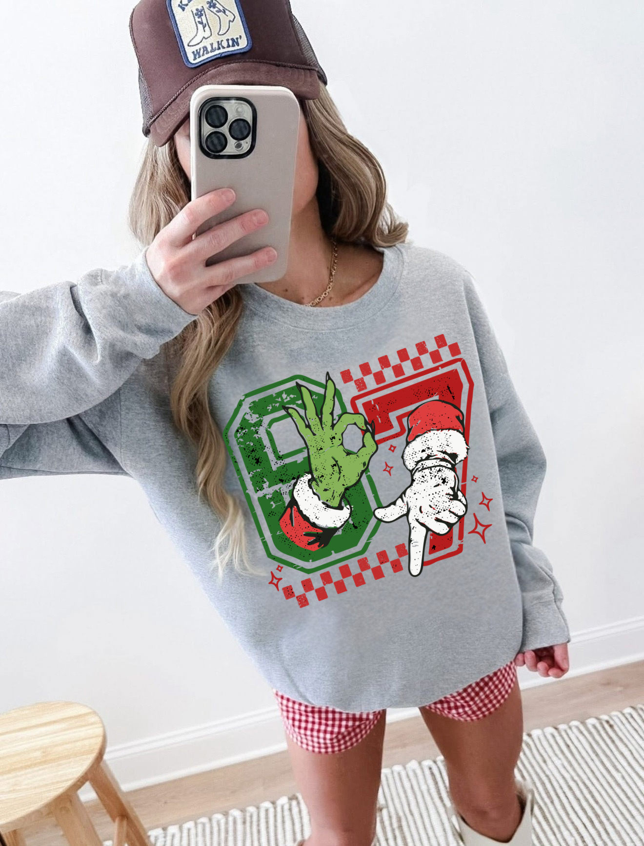 6 7 Christmas Tee/Sweatshirt