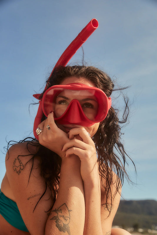 Red Snorkel Set