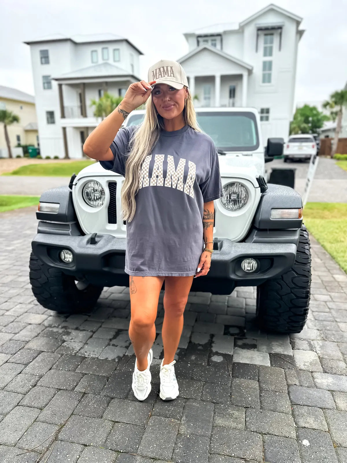 Mama Neutral Checker Tee