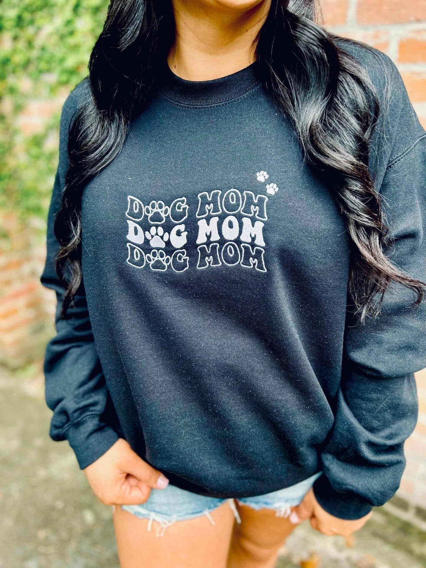 Dog Mom Embroidered Tee/Sweatshirt
