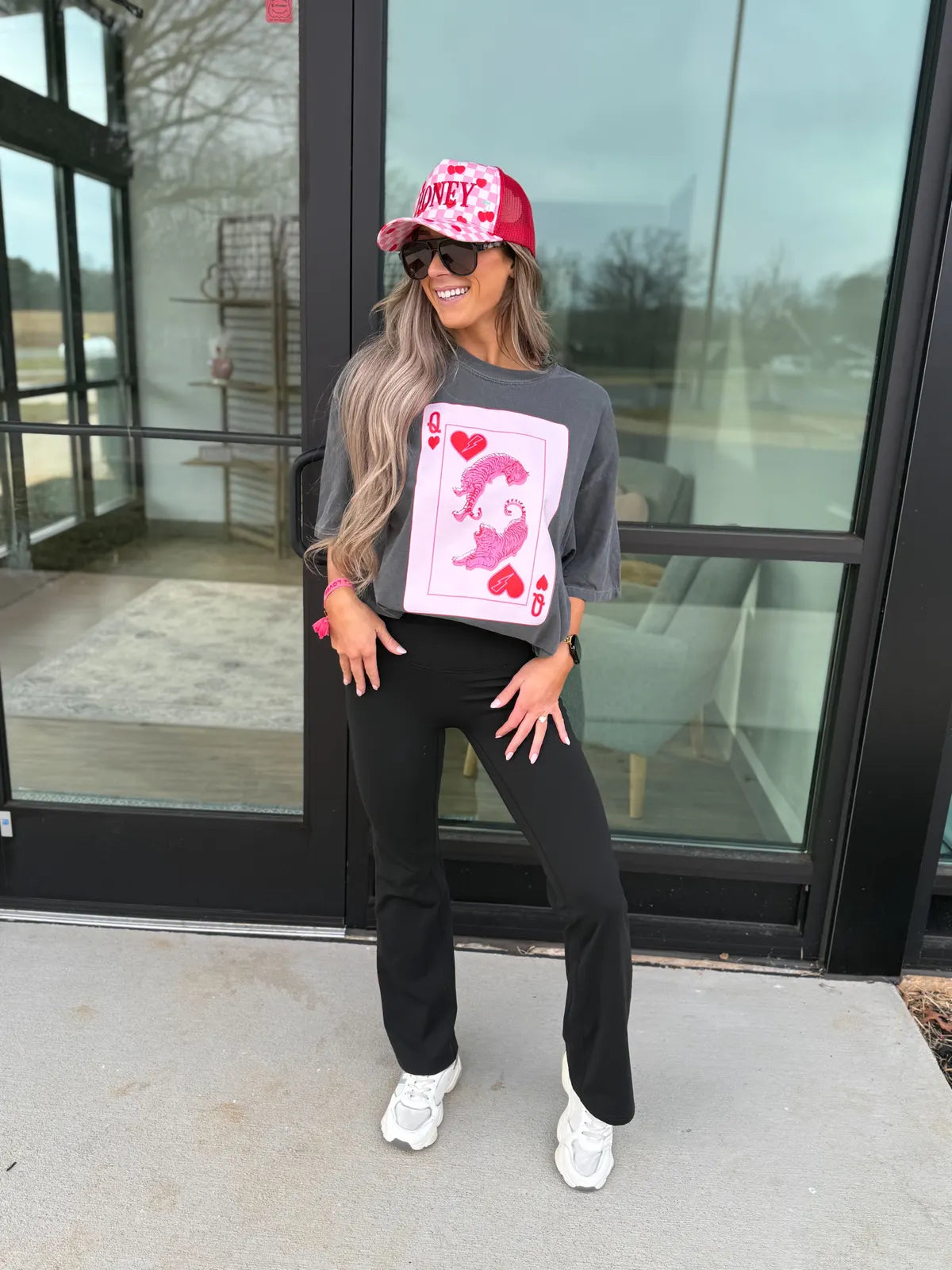 Queen of Hearts Tee