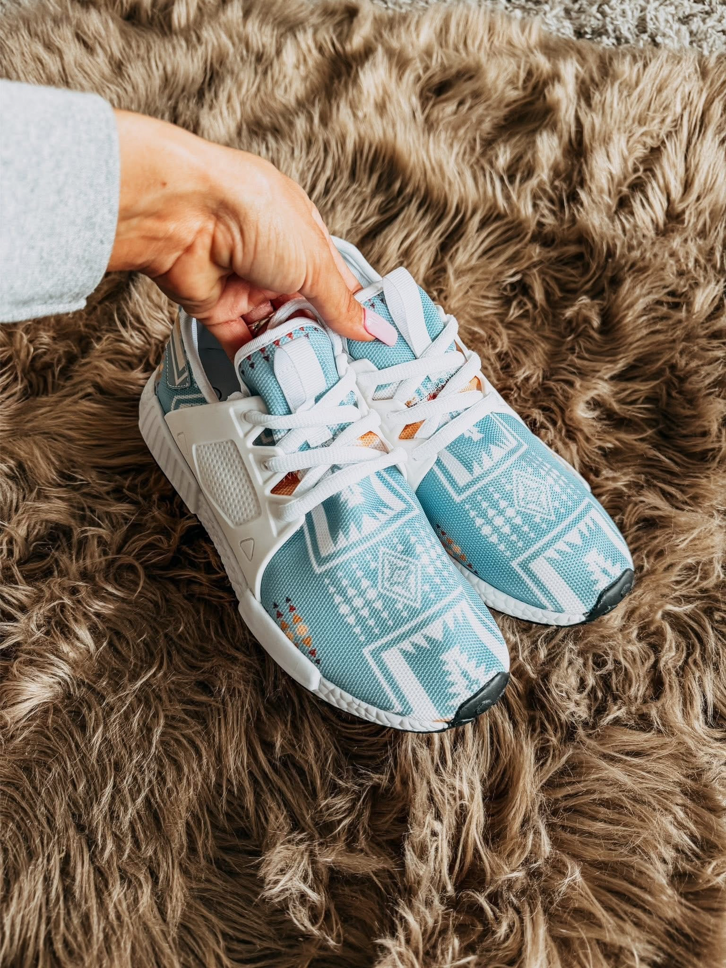 Preorder Punchy Sneakers