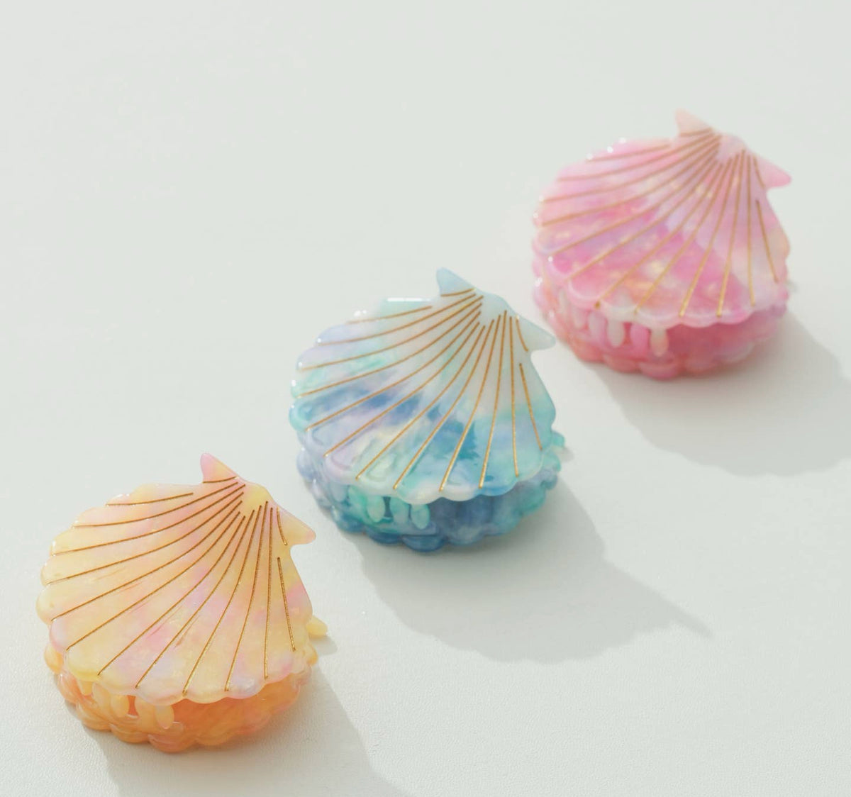 Island Sun Seashell Claw Clip