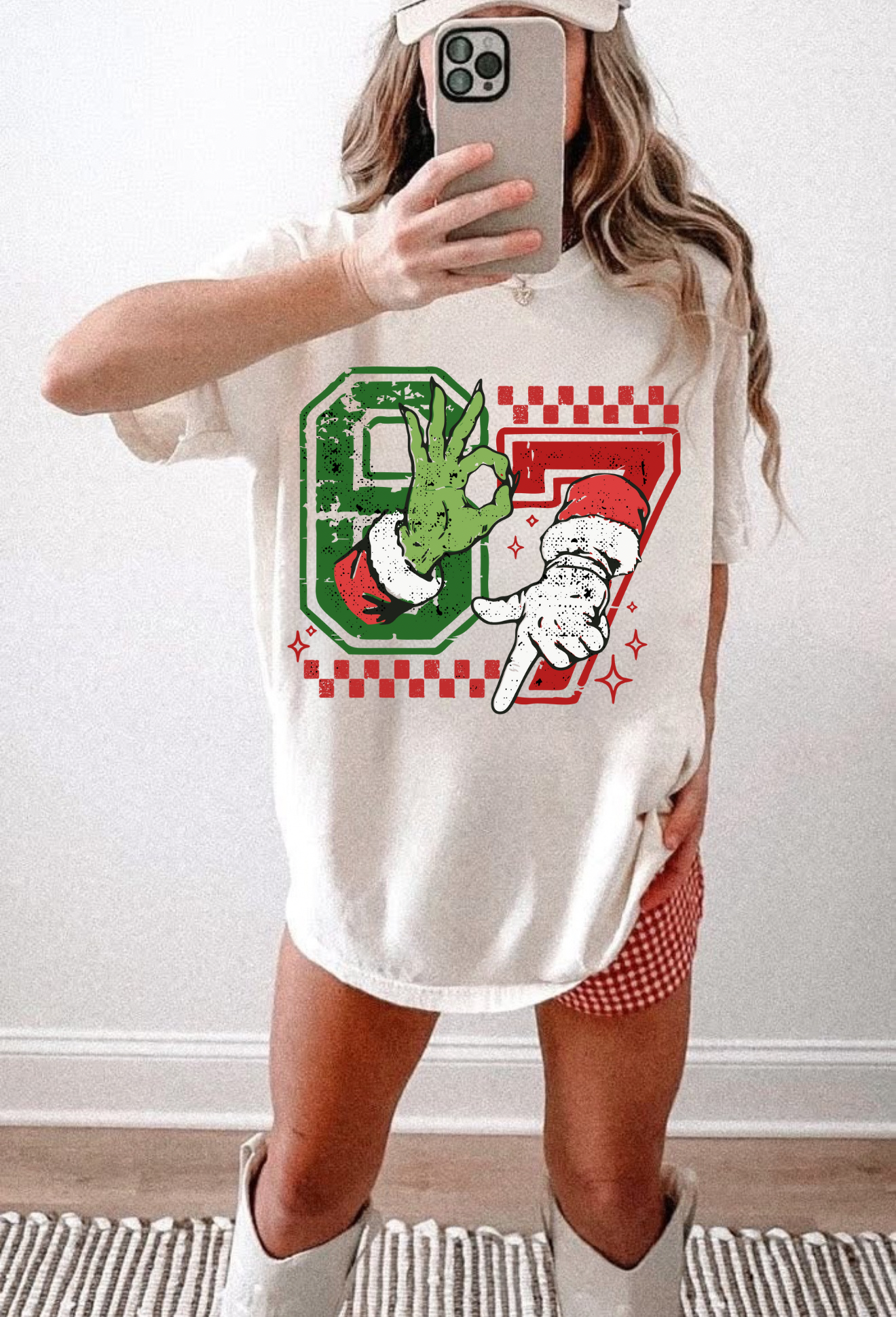 6 7 Christmas Tee/Sweatshirt