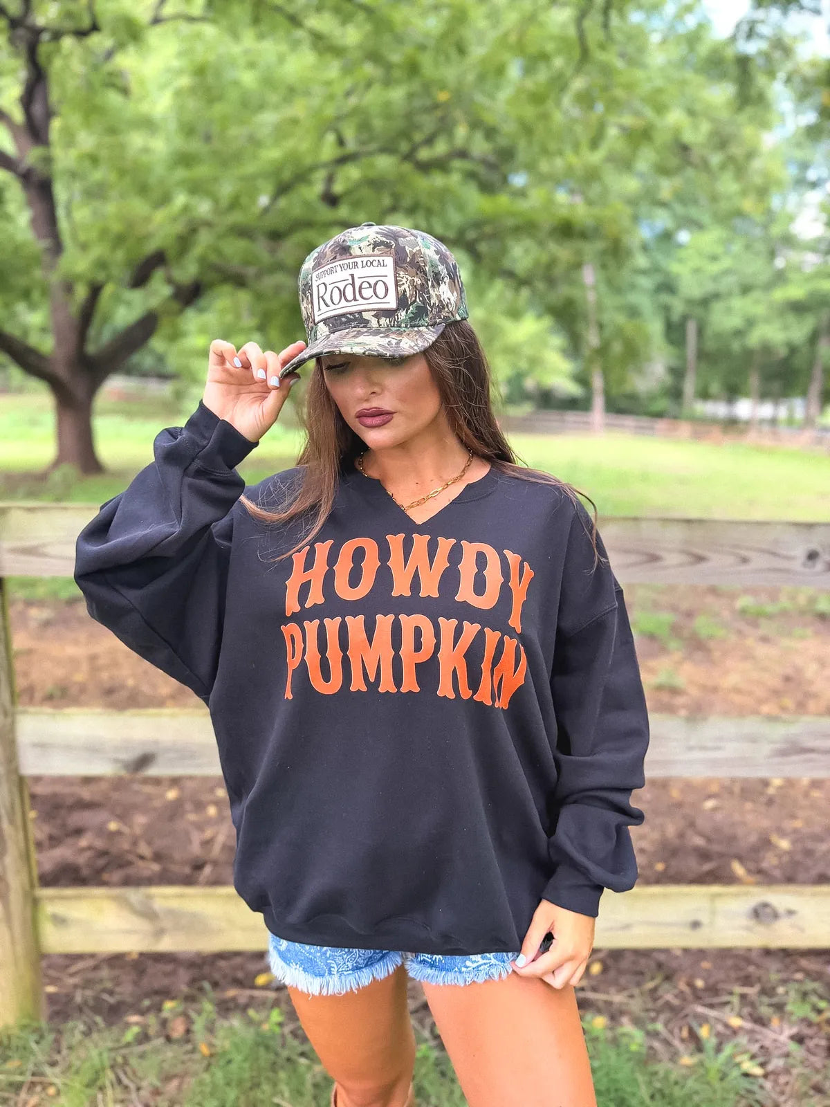 Howdy Pumpkin Split Neck Crew