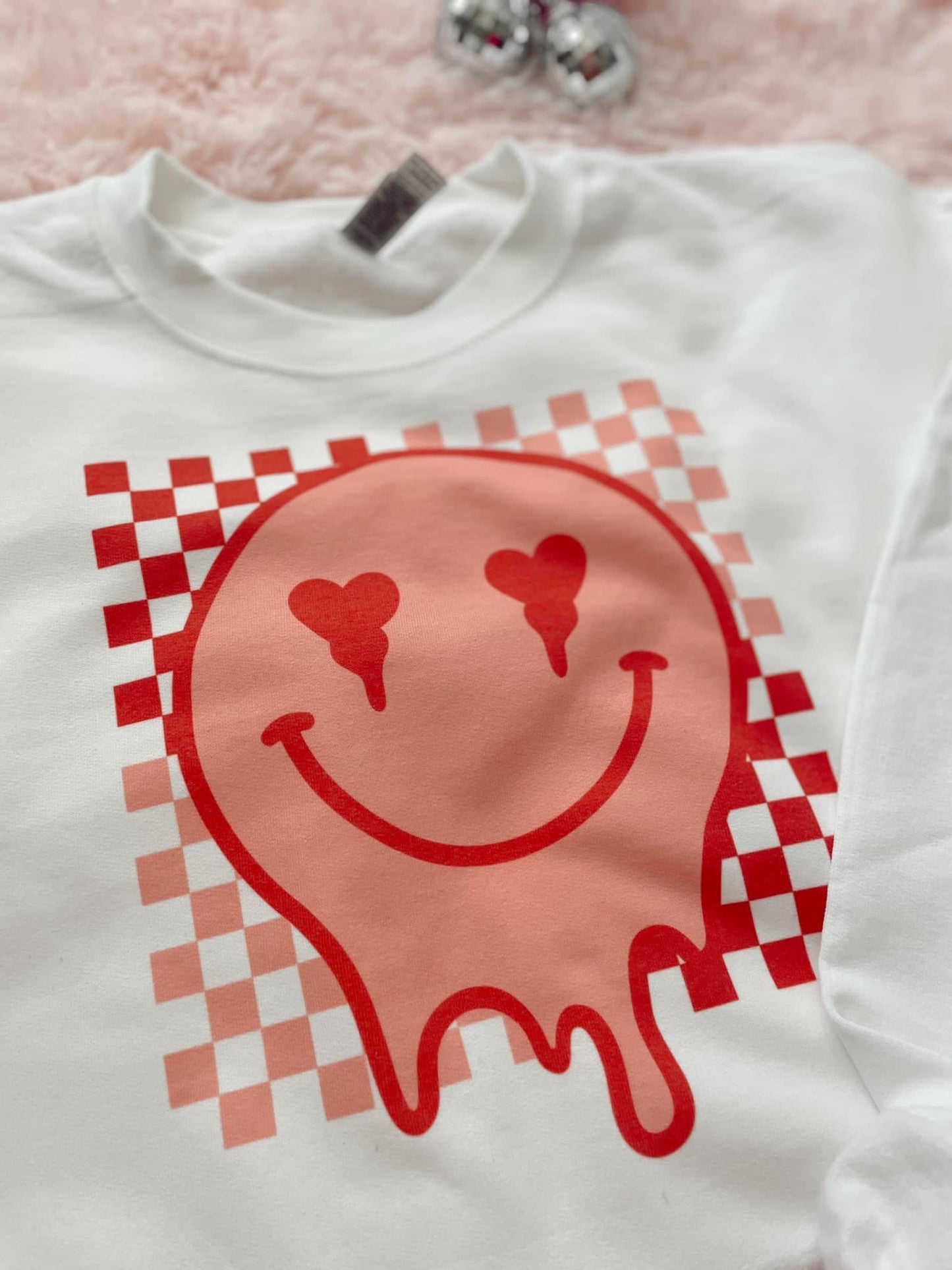 Smiley Heart Tee/Sweatshirt