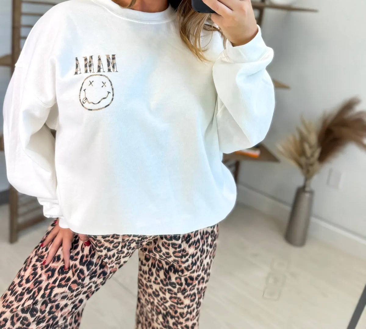 Mama Leopard Smiley Crew