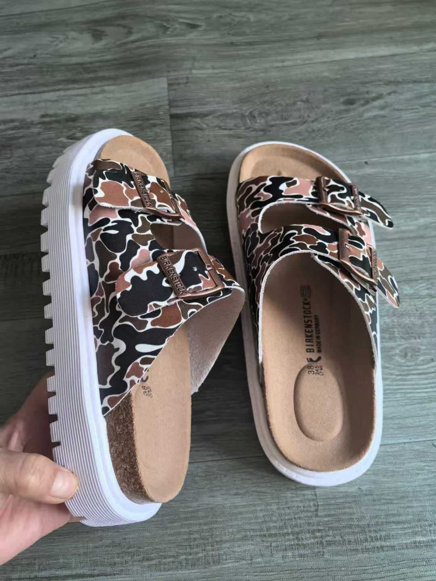 PREORDER Duck Camo Platform Slides