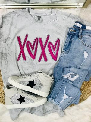 XOXO Heart Mineral Wash Tee